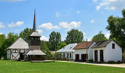 Local and regional attractions